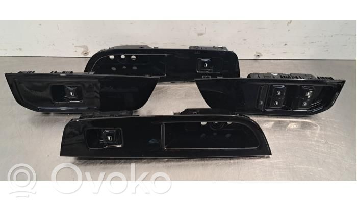 Electric window control switch   11129165