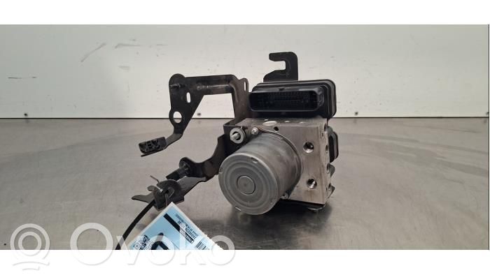 Renault Captur II ABS bloks 