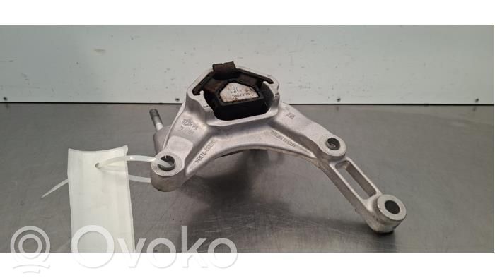 Citroen e-C3 Engine mount bracket 