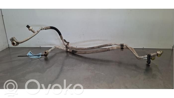 Ford Transit Ilmastointilaitteen putki (A/C) 