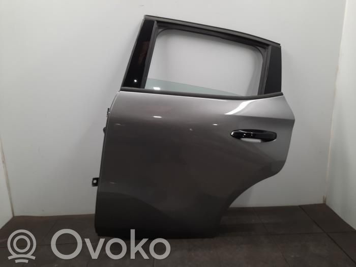 Galinės durys   9855229680