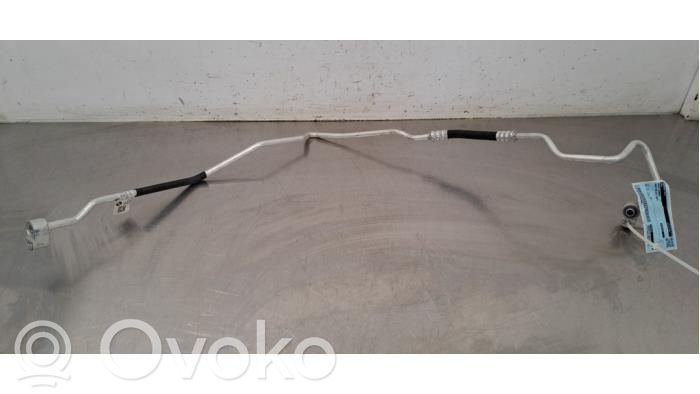 Ilmastointilaitteen putki (A/C)   9872520,64539872520