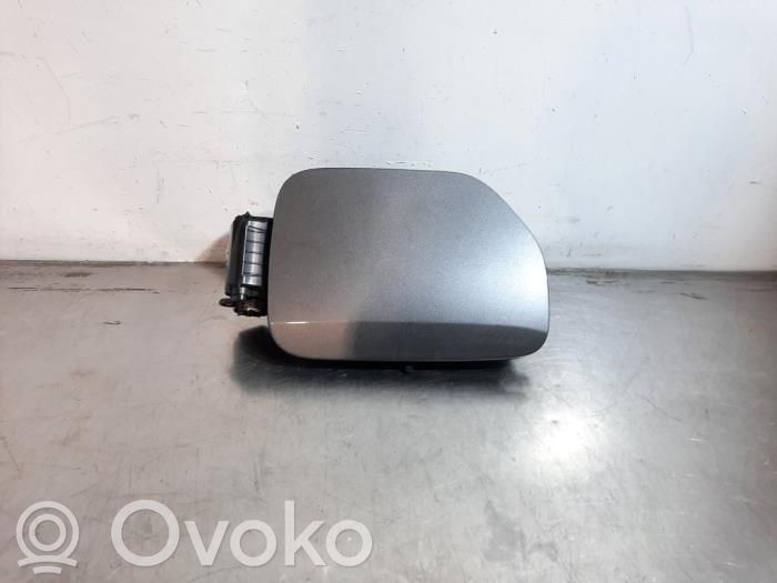 Polttoainesäiliön korkki   9853943780