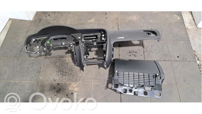 Kojelauta   8T1857003D