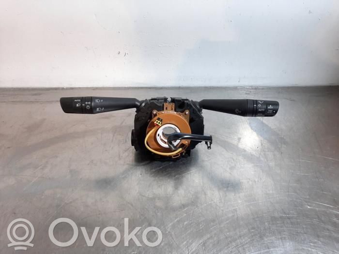Fiat Fiorino Interruptor/palanca de limpiador de luz de giro 