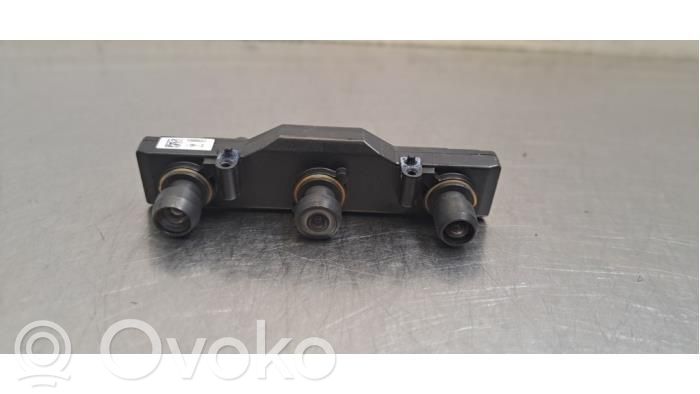 Tesla Model X Windshield/windscreen camera 