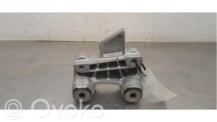Opel Mokka B Wspornik / Mocowanie silnika 
