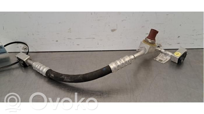 Ilmastointilaitteen putki (A/C)   1EA816534D,1EA816543D