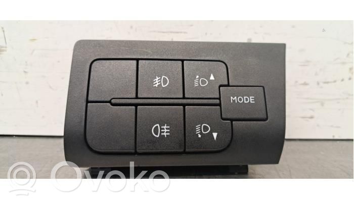 Fiat Ducato Headlight level height control switch 