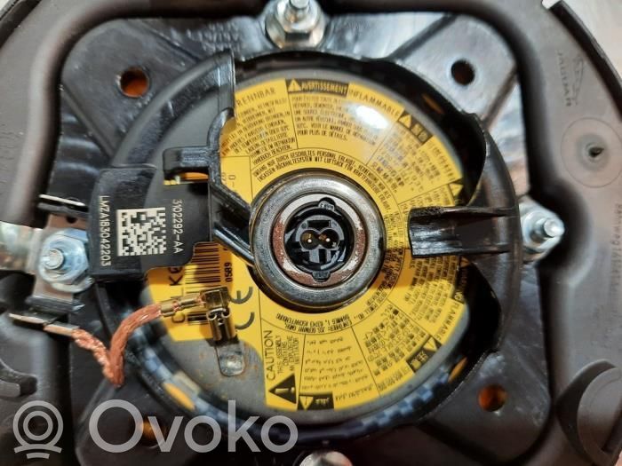 Poduszka powietrzna Airbag kierownicy   J9C3043B3CC8PVJ,J9C2469PVJ,J9C3043B13CD8PVJ