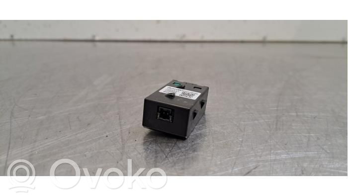 USB control unit   11060959
