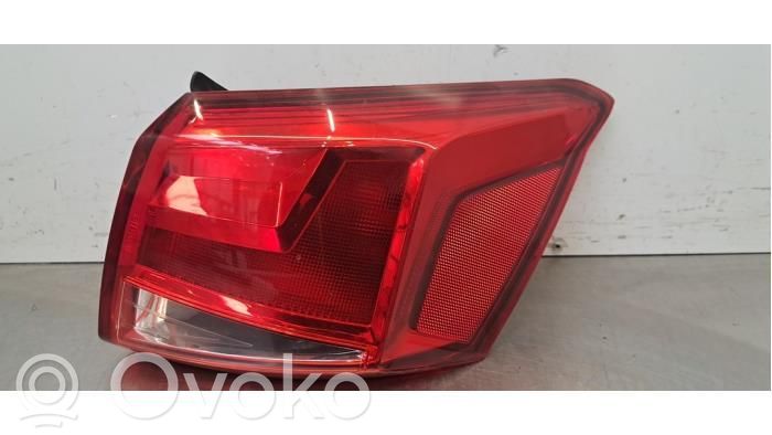 Seat Arona Lampă spate în caroserie 
