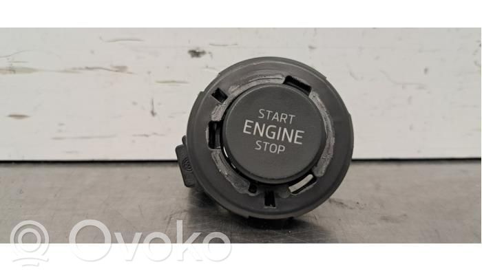 Skoda Fabia Mk4 (6VA) Engine start stop button switch 
