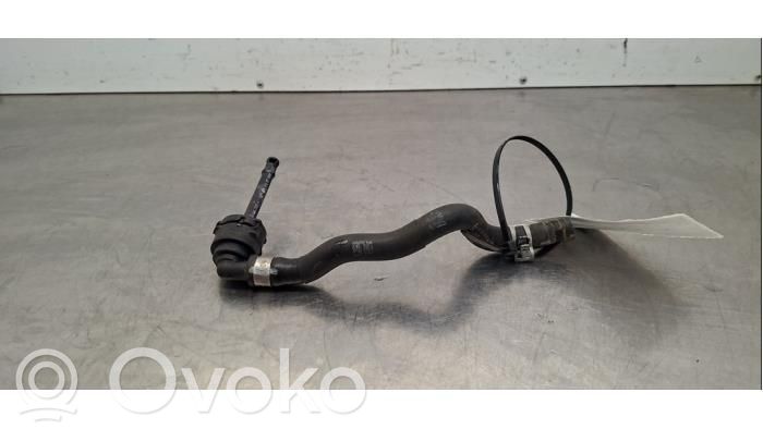 Mercedes-Benz CLA C118 X118 Conductă/furtun lichid de răcire motor 