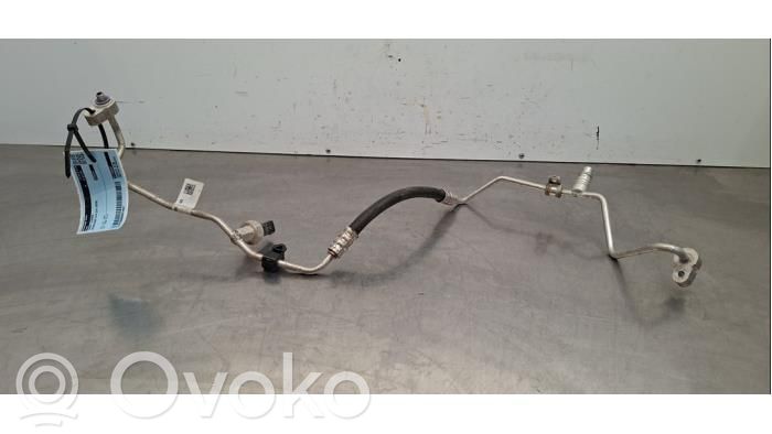 Mercedes-Benz CLA C118 X118 Ilmastointilaitteen putki (A/C) 
