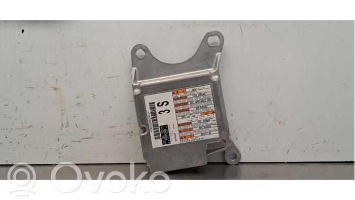 Toyota Yaris XP210 Sterownik / Moduł Airbag 