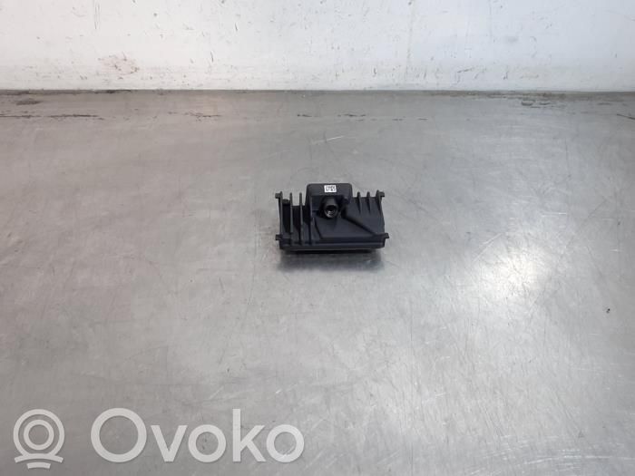 Renault Captur II Windshield/windscreen camera 