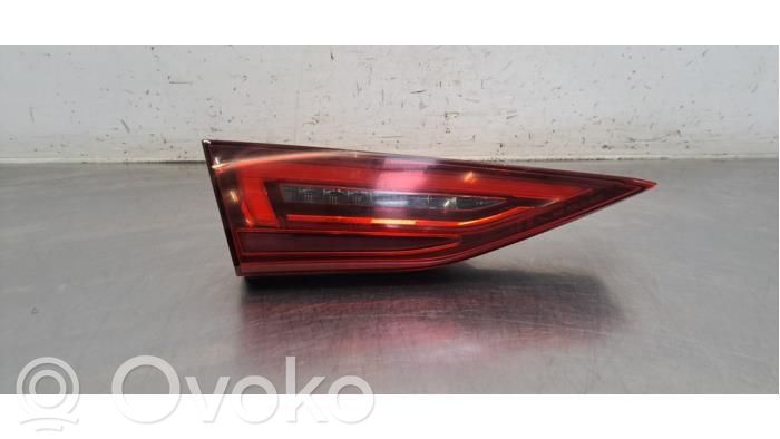 Audi A3 8Y Luz trasera/de freno 