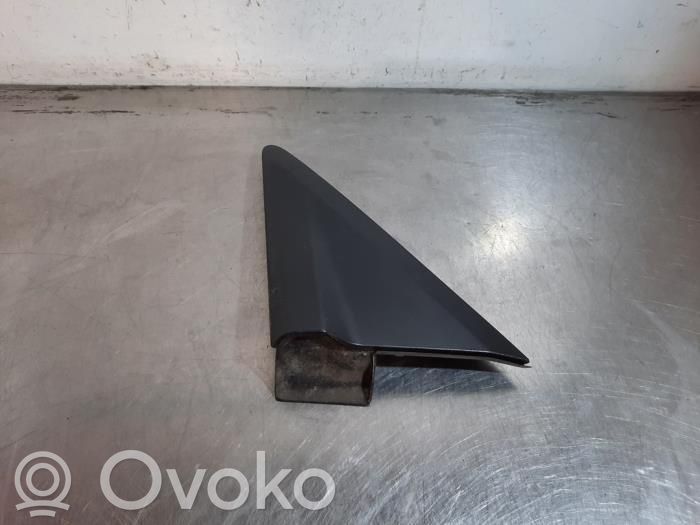 Ford Transit Courier Ramă geam lateral spate