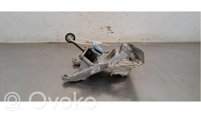 Audi A4 S4 B9 8W Soporte de montaje del motor 