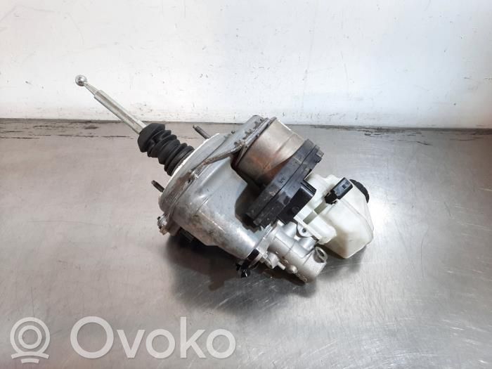 Volkswagen Golf VIII Servo-frein