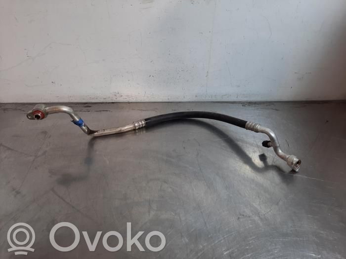 Ford Transit Courier Ilmastointilaitteen putki (A/C) 