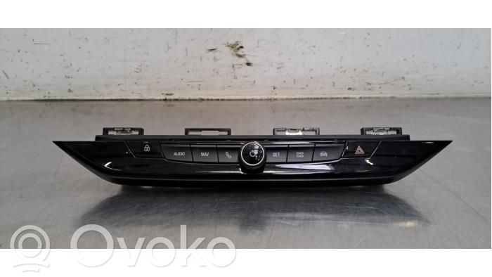 Opel Mokka B Head unit multimedia control 