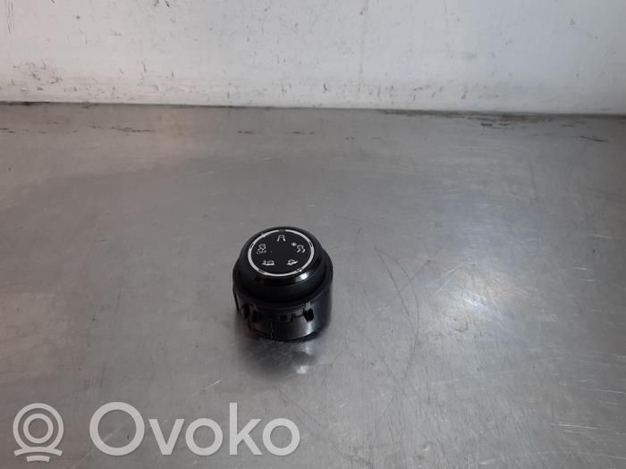 Peugeot 3008 II Otros interruptores/perillas/selectores 