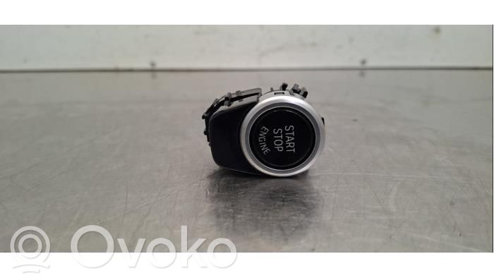 BMW 5 G30 G31 G38 Bouton poussoir de démarrage du moteur
