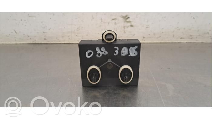Door central lock control unit/module   8X0959793F