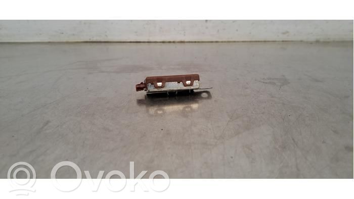 Land Rover Defender Amplificator antenă aeriană 