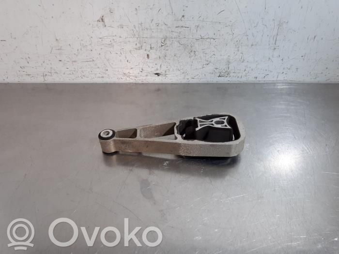 Land Rover Evoque I Engine mount bracket 