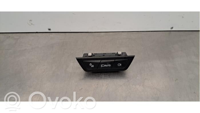 BMW iX1 Fog light switch 
