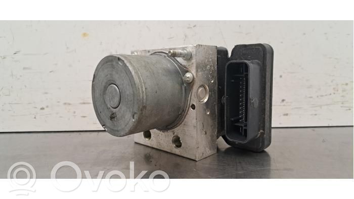 Audi A1 ABS bloks 