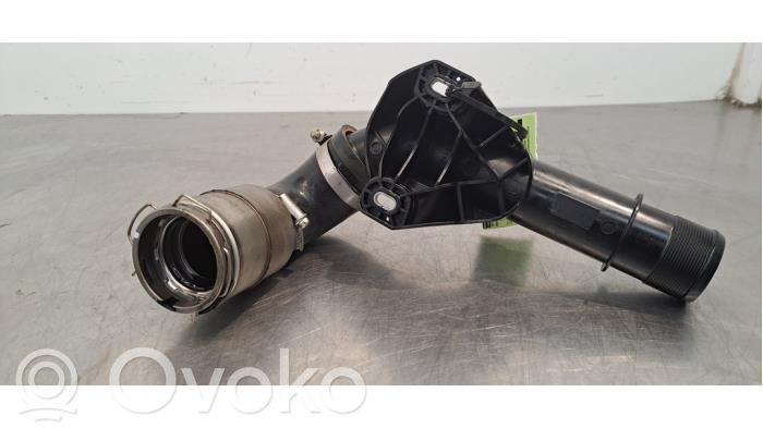 Renault Master III Furtun/conductă intercooler