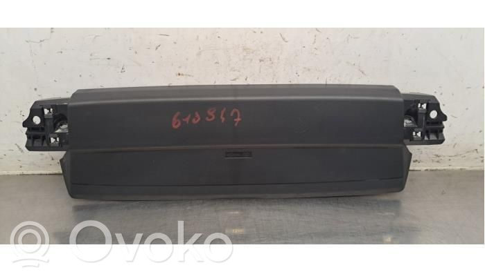 Peugeot 408 II Troisième feu stop
