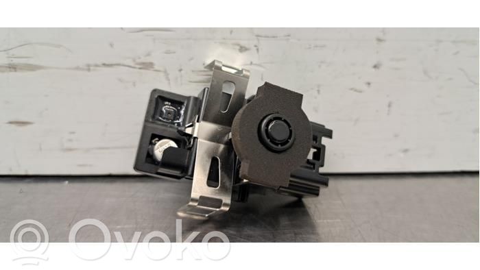 Interior temperature sensor   ML3H19E907AB