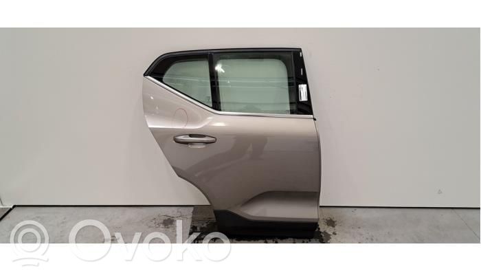 Volvo XC40 Galinės durys 