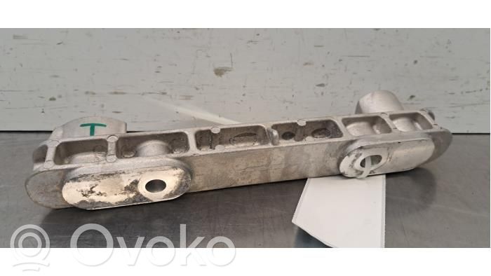 Engine mount bracket   32137504