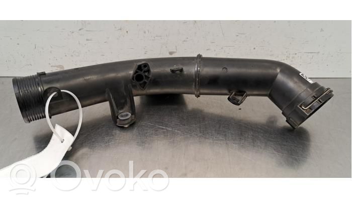 Volvo XC40 Wąż / Rura intercoolera 