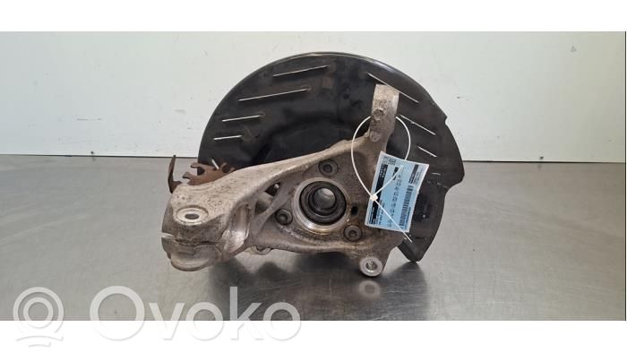 Volkswagen Golf VIII Zwrotnica koła przedniego 