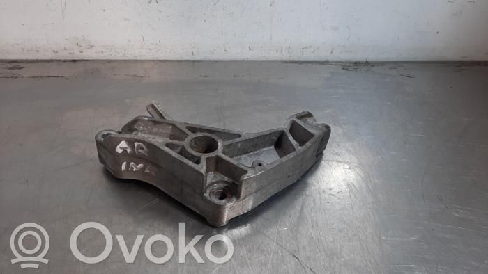 Engine mount bracket   24459819