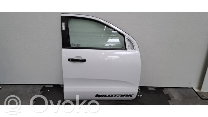 Puerta delantera   2540102,DB392620124CB