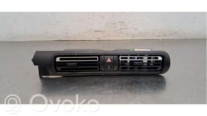 Citroen e-C3 Rejilla de ventilación central del panel 