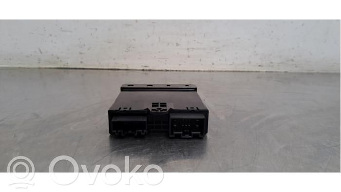 Unité de commande / module de hayon   32357496