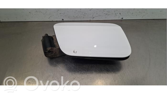 Opel Astra L Tankdeckel Tankklappe 