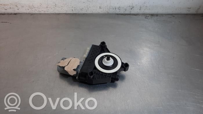 BMW 1 F40 Asa reguladora de la puerta trasera