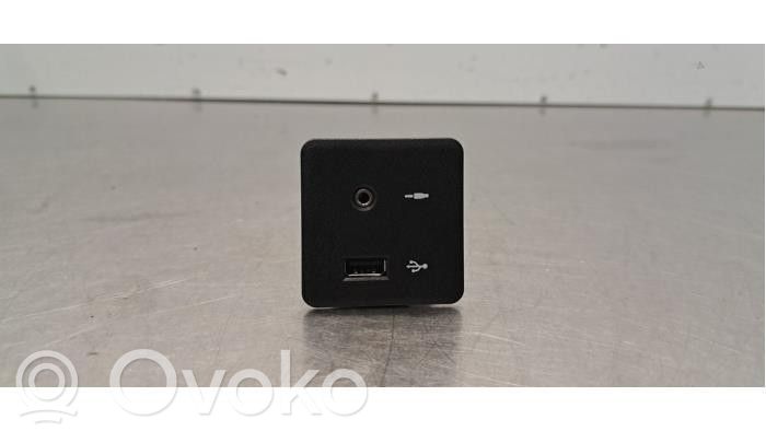 McLaren MP4 12c Connecteur/prise USB