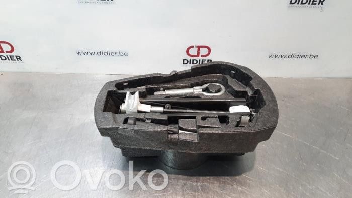 Volkswagen Polo V 6R Set scule 