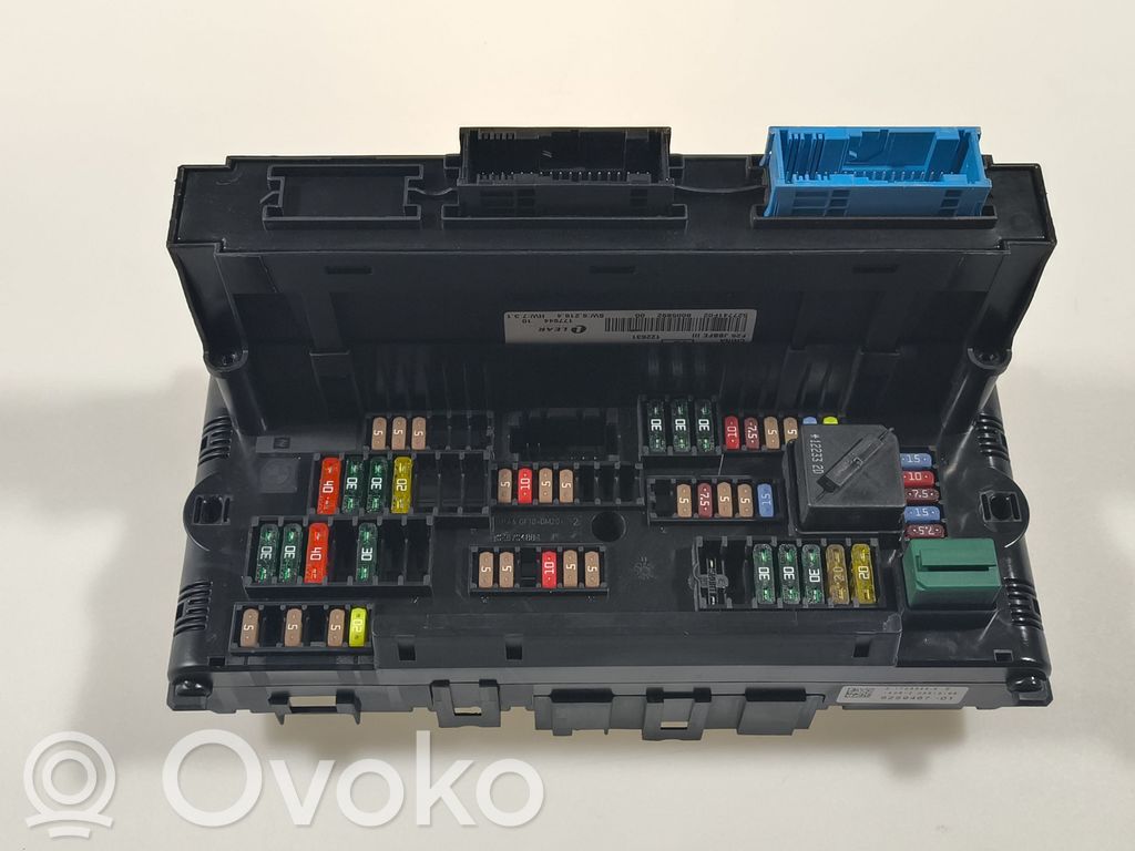 BMW X3 F25 Ramka / Moduł bezpieczników 